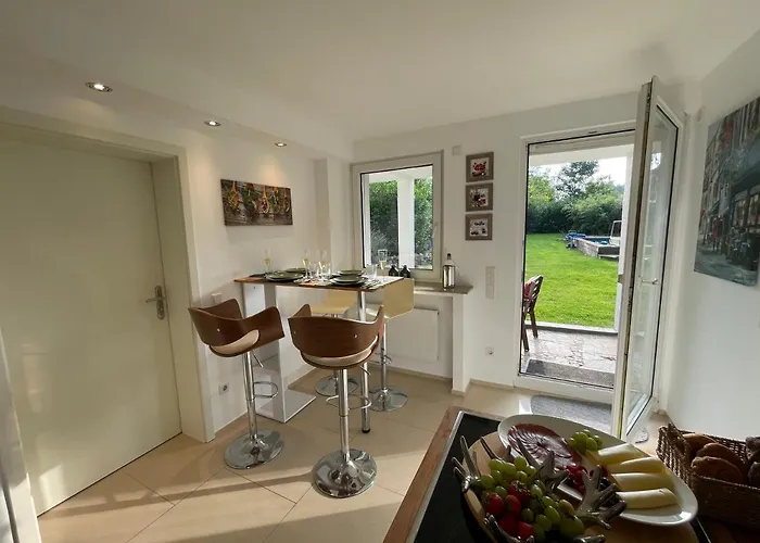 4 Bedrooms, 2 Bathrooms, Kitchen, Terrace - 10 Min To Fairground